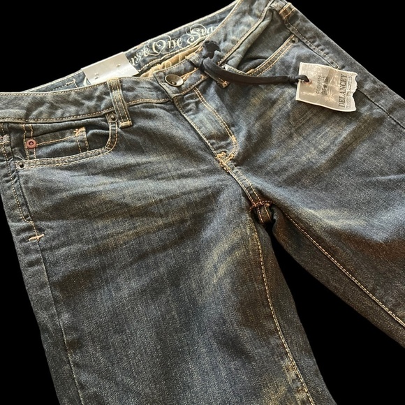 NWT Converse One Star Delancey Straight Leg Women's Jeans Size 26 - Picture 1 of 10